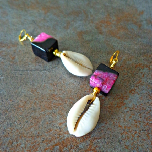 Agate Shell Earrings, Natural Stone, Druzy - Picture 3 of 3